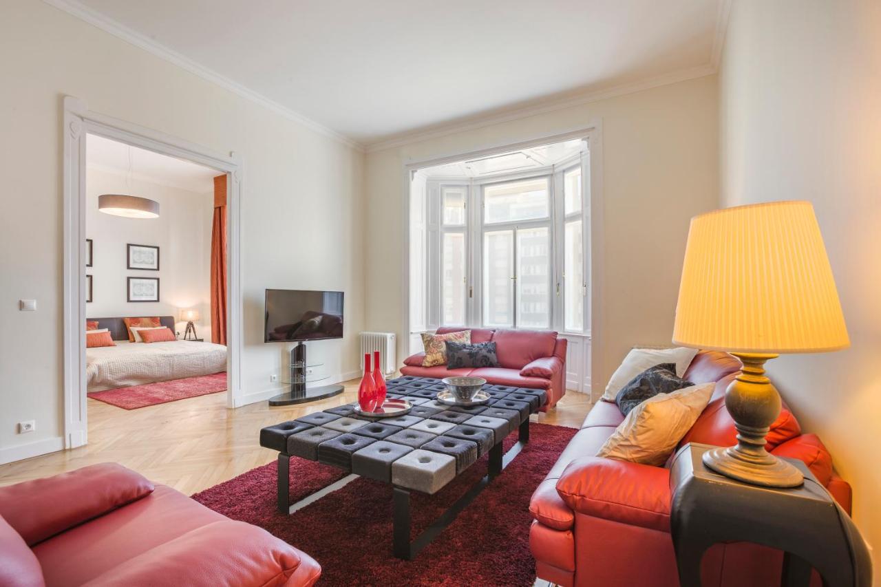 MODERNIZED Unique Huge Central Apartment On 135sqm Budapest Extérieur photo