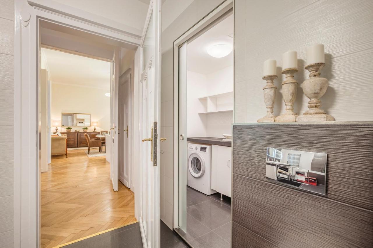 MODERNIZED Unique Huge Central Apartment On 135sqm Budapest Extérieur photo