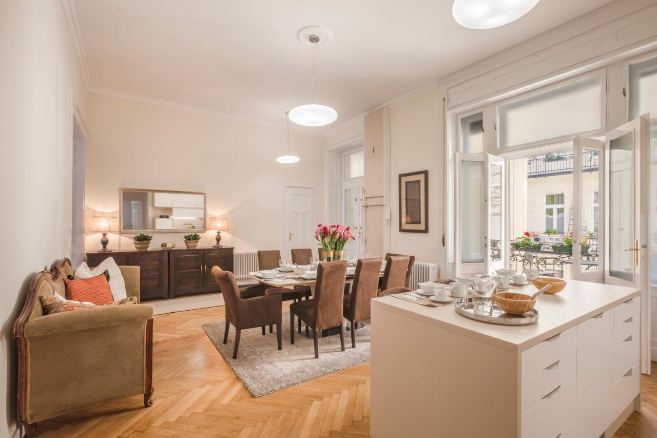 MODERNIZED Unique Huge Central Apartment On 135sqm Budapest Extérieur photo